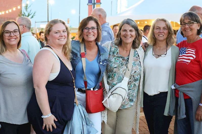 Party on the Plaza at Heartland